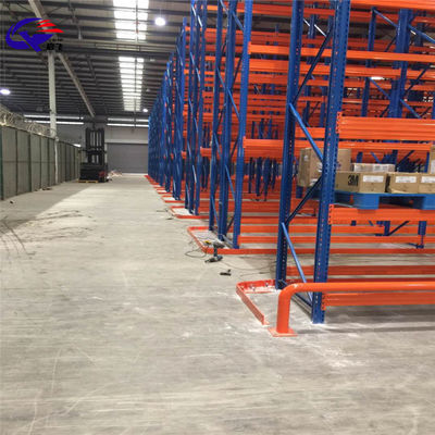 Customized Narrow Aisle Racking System 1000-4500kg For Palletized Goods